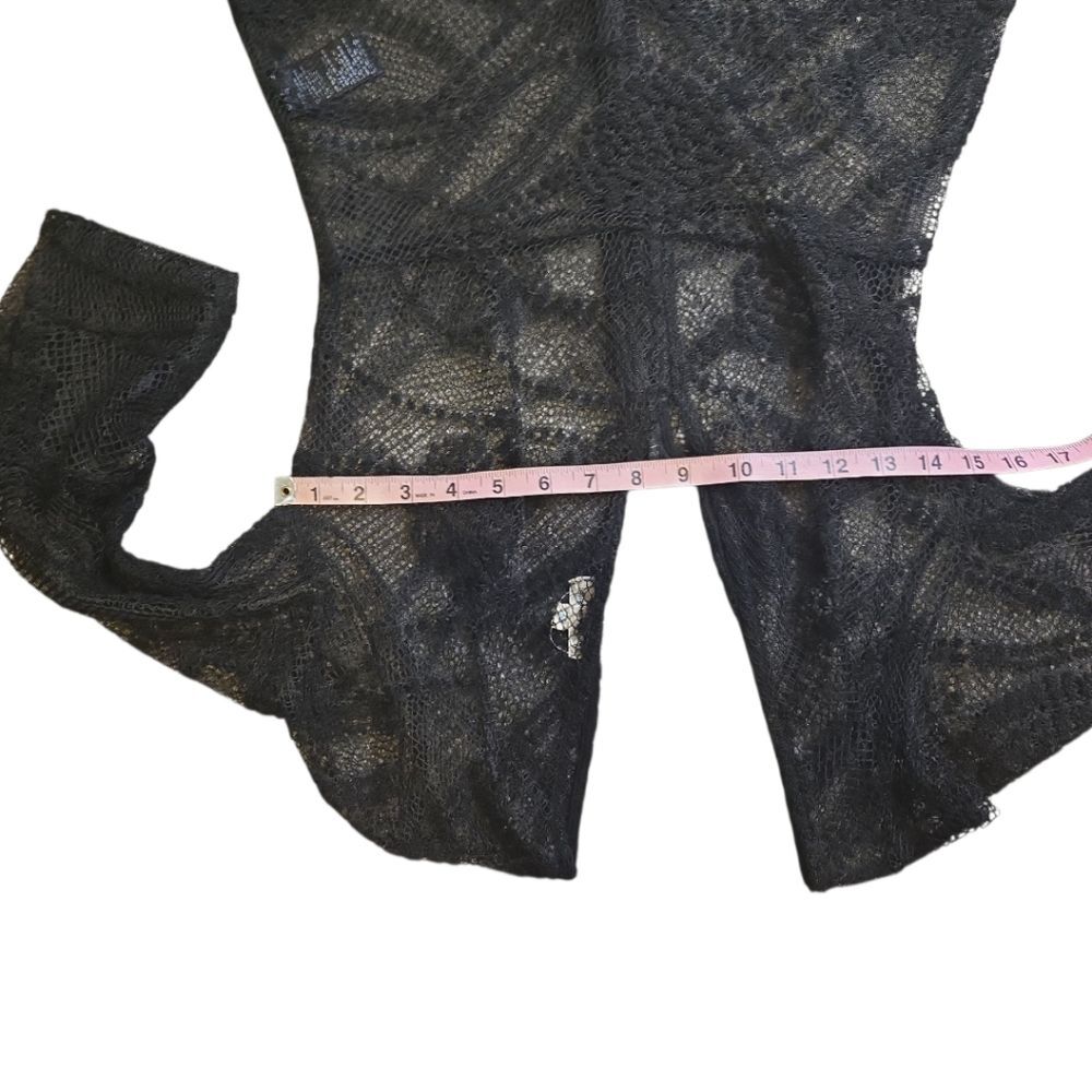 Silence + Noise Black Mesh Plunging Neckline Top - M - Picture 9 of 9